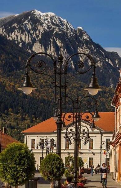 Mountain Vista Suites Zărneşti Εξωτερικό φωτογραφία